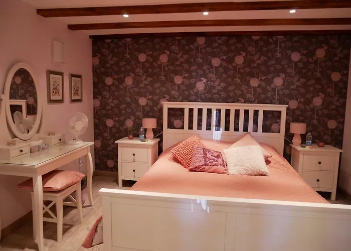 Hébergement de vacances Chez Daisy Montbron